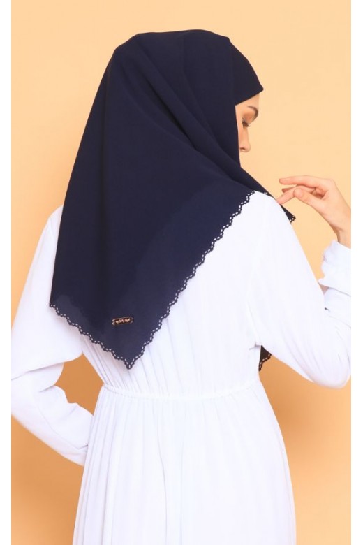 Hijab Segi 4 Lasercut Curly Navy